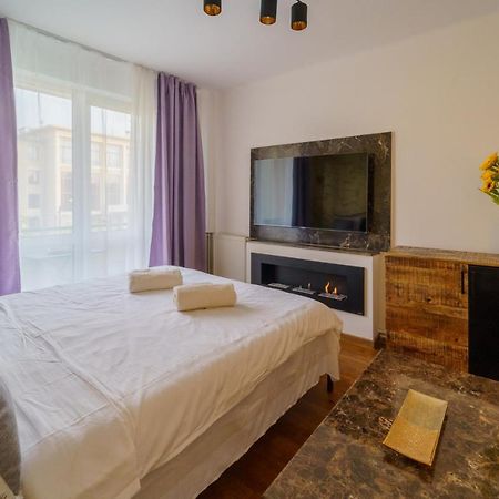 Main Square 5 Star Luxury Apartment With View Cluj-Napoca Luaran gambar